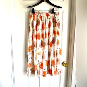 Floral Printed Pleated Chiffon Midi Skirt